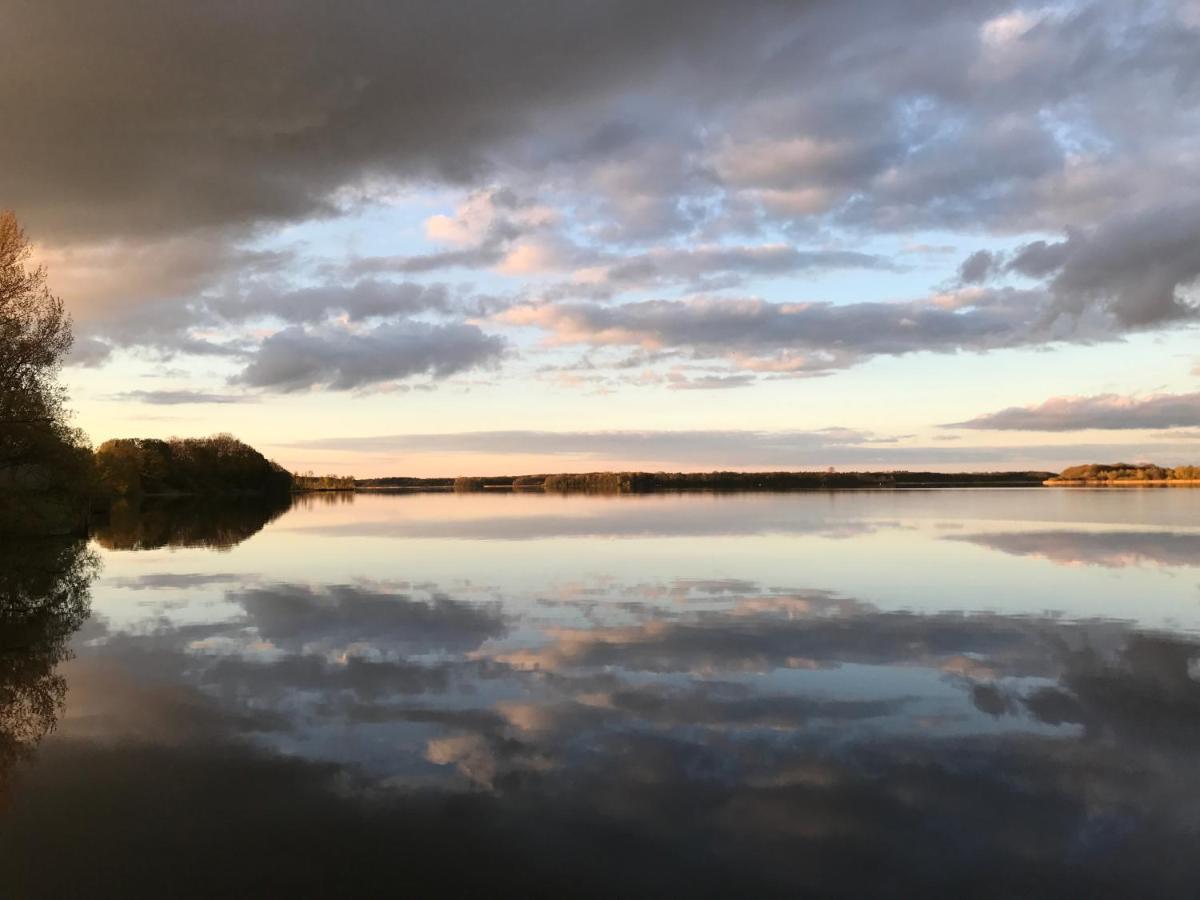 Fischhaus Am Schaalsee Zarrentin am Schaalsee Dış mekan fotoğraf